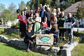 Vereinsvertreter im Vereinsfenster